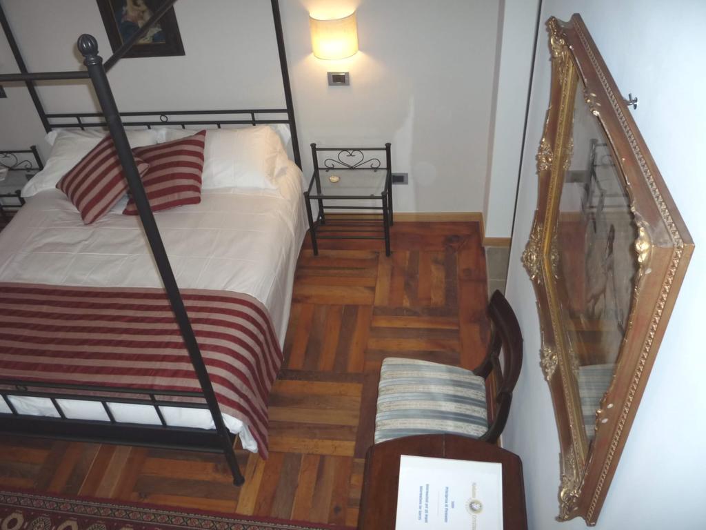 Madama Cristina Bed & Breakfast Torino Værelse billede