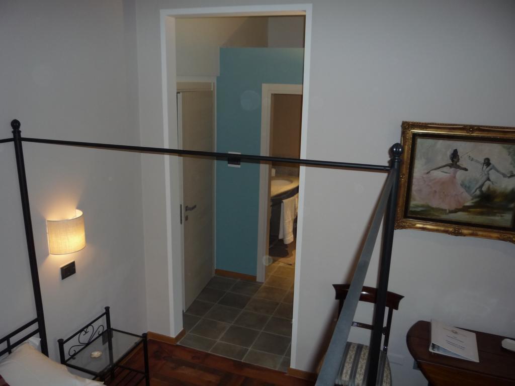 Madama Cristina Bed & Breakfast Torino Værelse billede